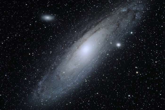 Andromeda-Galaxy-700x466-PJenkins