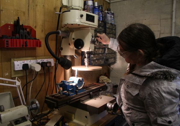 Telescope-lid-making-web